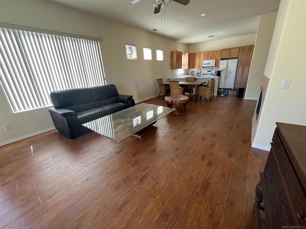 4929 Rolling Hills Avenue Property Photo 7