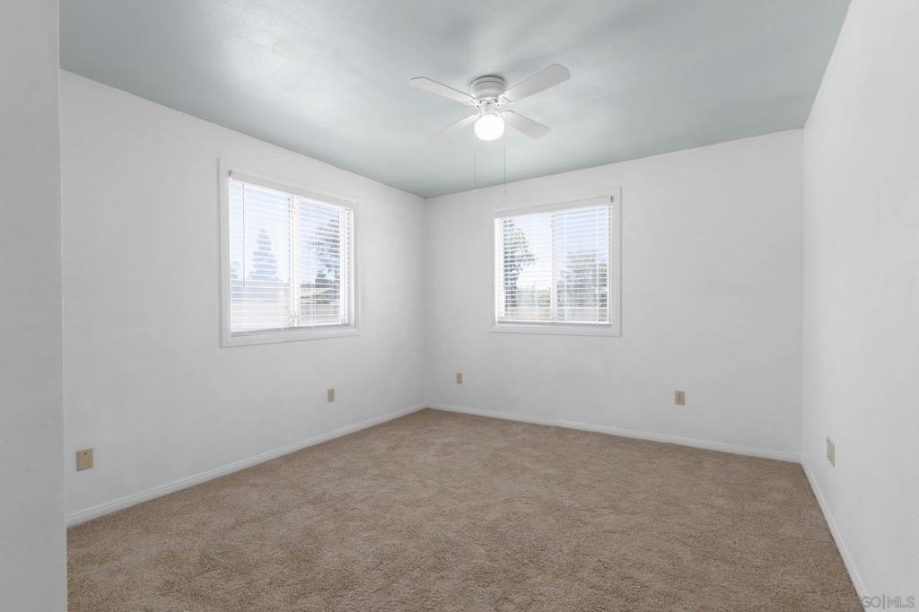5359 Redwood St Property Photo 27