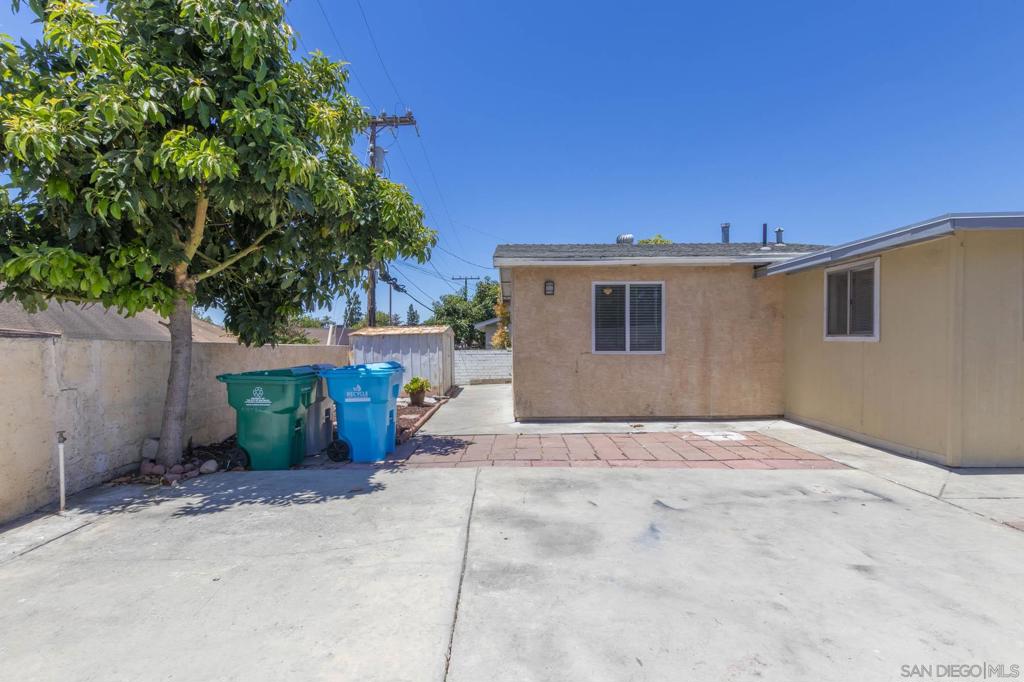 5359 Redwood St Property Photo 38