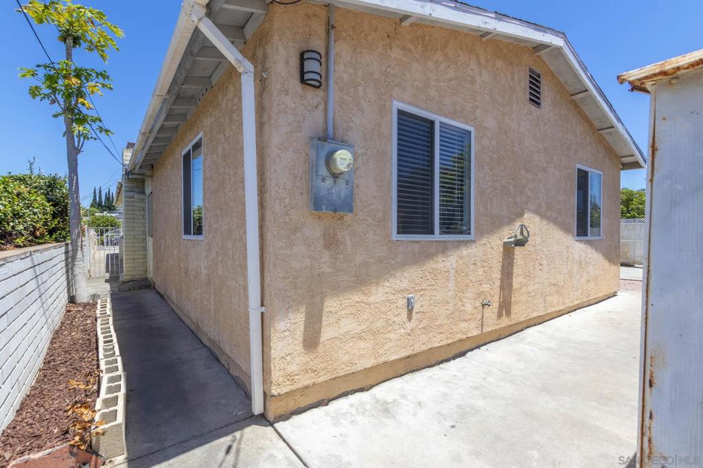 5359 Redwood St Property Photo 40