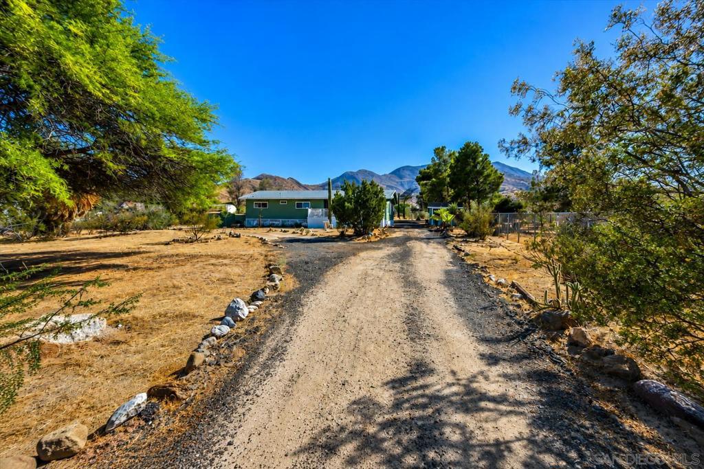 7438 Kickin Horse Property Photo 1