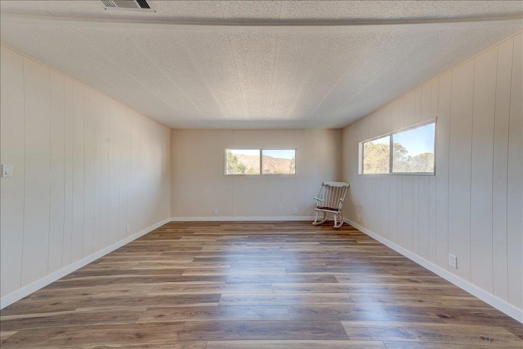 7438 Kickin Horse Property Photo 12