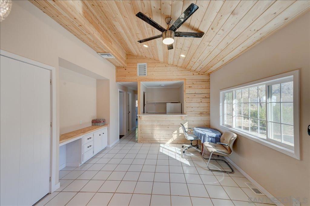 7438 Kickin Horse Property Photo 17