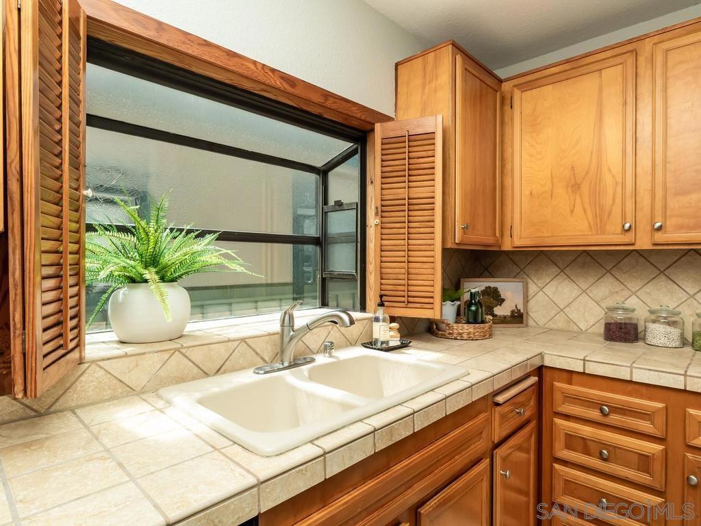 917 Torrance 19 Property Photo 11