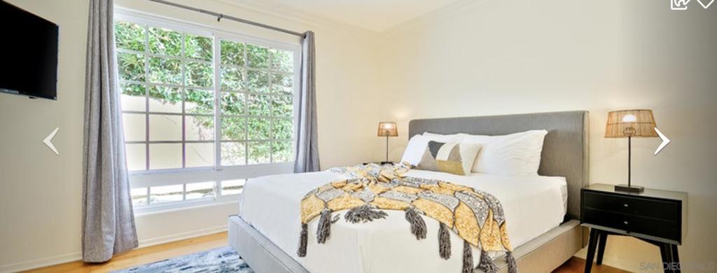 7005 Via Estrada Property Photo 10