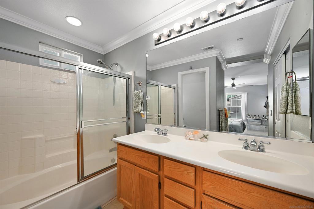 254 Aurora Property Photo 14