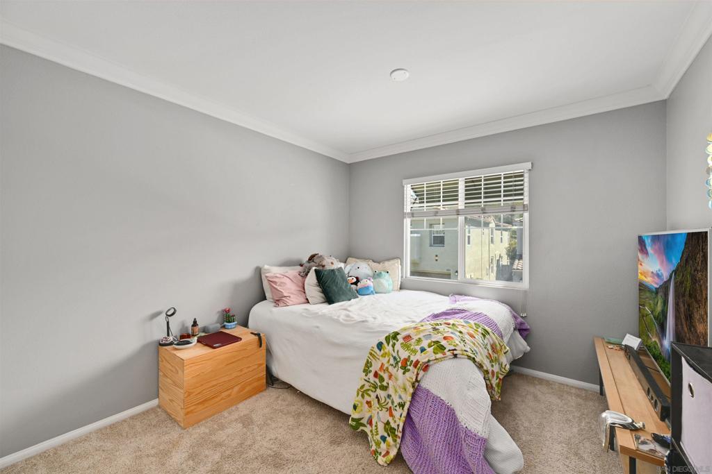 254 Aurora Property Photo 15