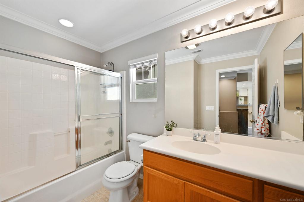 254 Aurora Property Photo 16