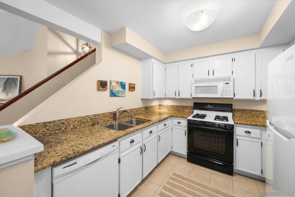 12245 Carmel Vista 290 Property Photo 6