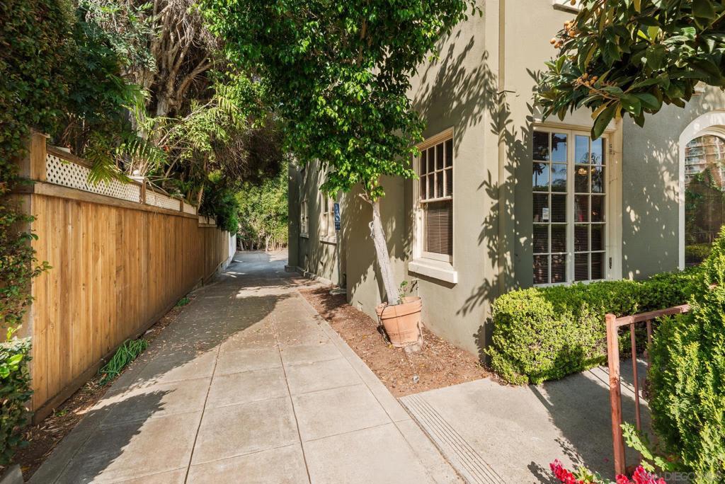 3446 Park Property Photo 18