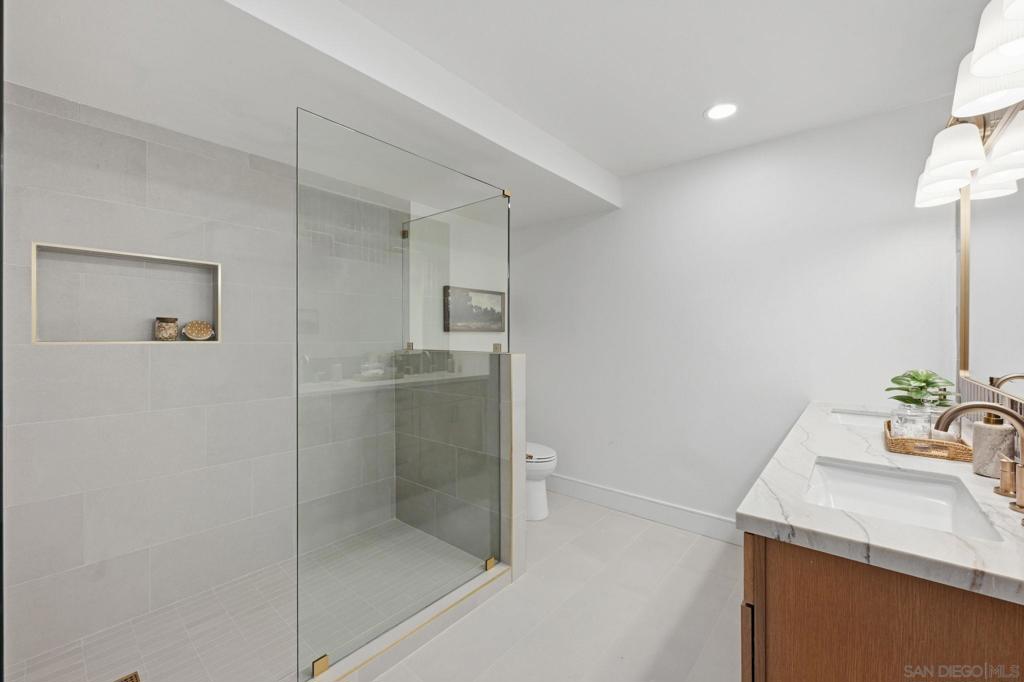 3855 Southview Property Photo 21