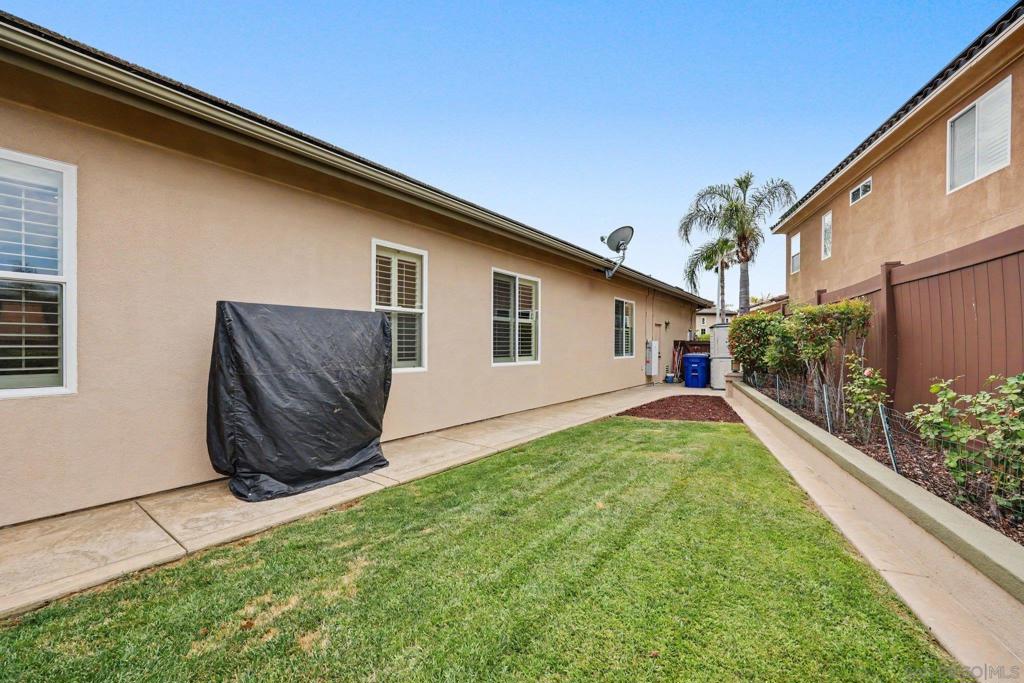 749 Crooked Path Pl Property Photo 36