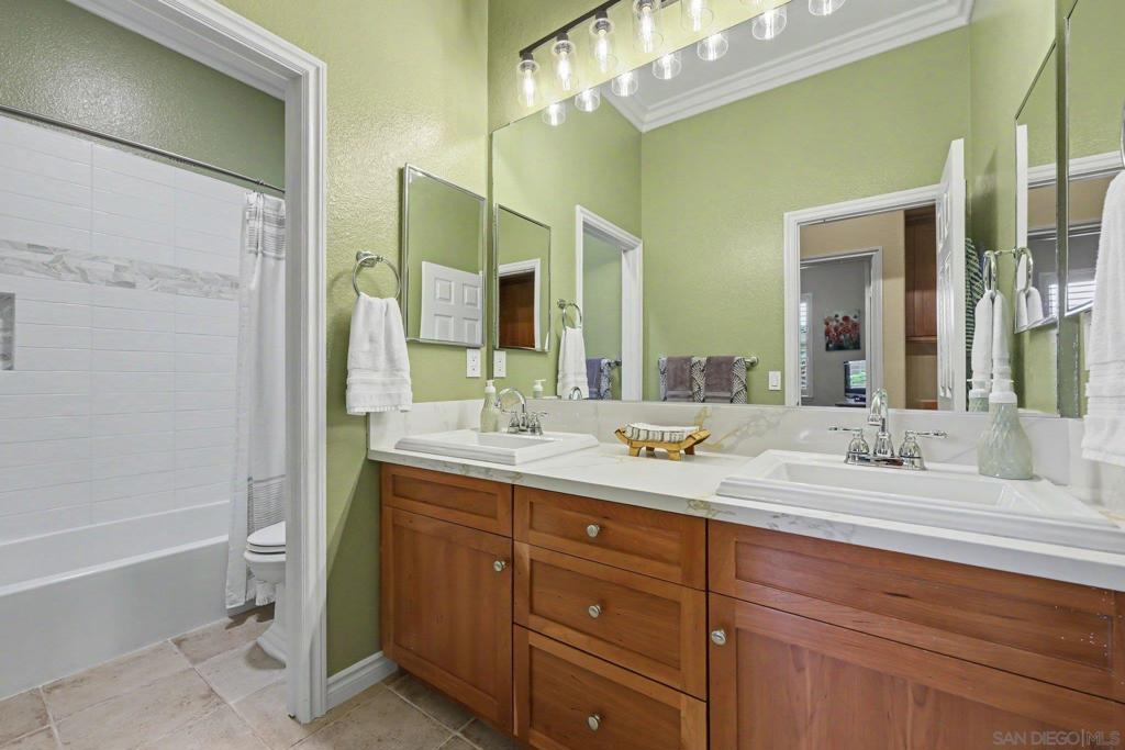 749 Crooked Path Pl Property Photo 50