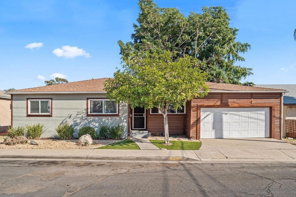 5109 Alumni Pl Property Photo 1