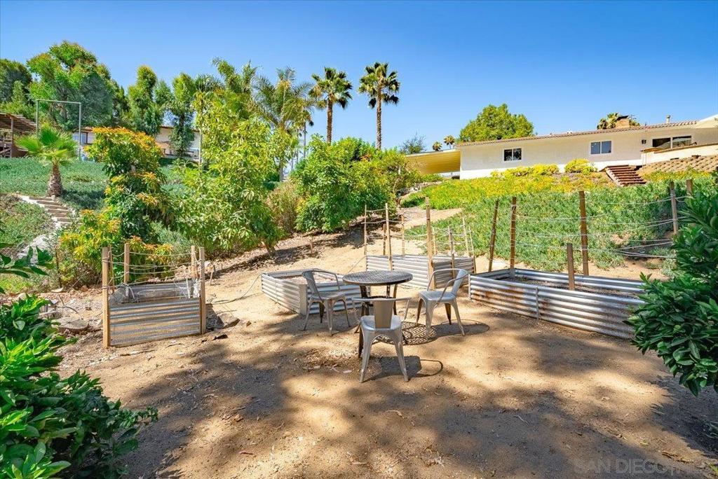 2650 Sunset Hills Property Photo 42