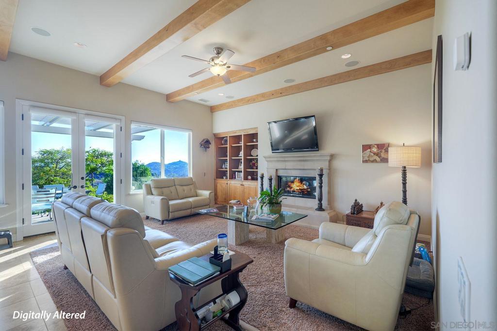 30388 Castlecrest Property Photo 17