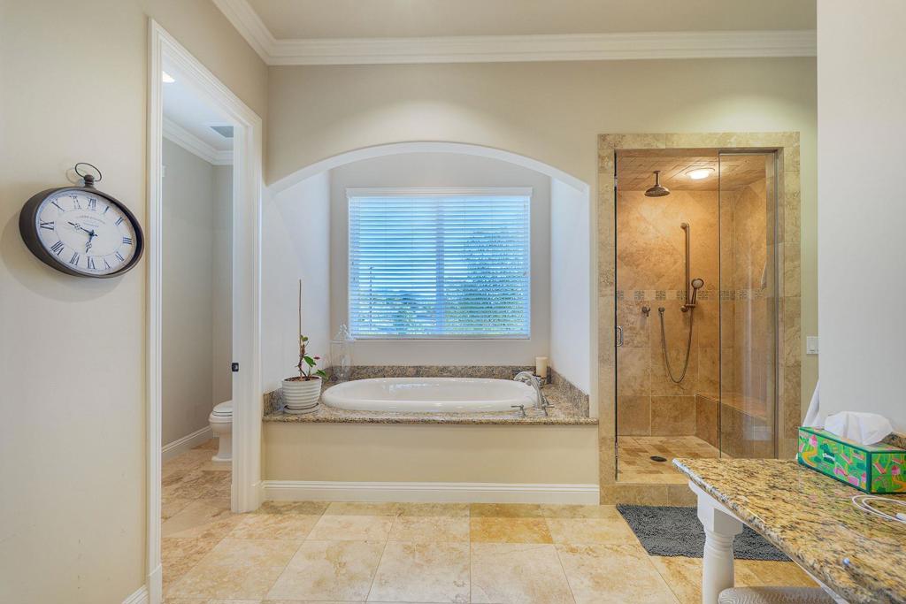 30388 Castlecrest Property Photo 26