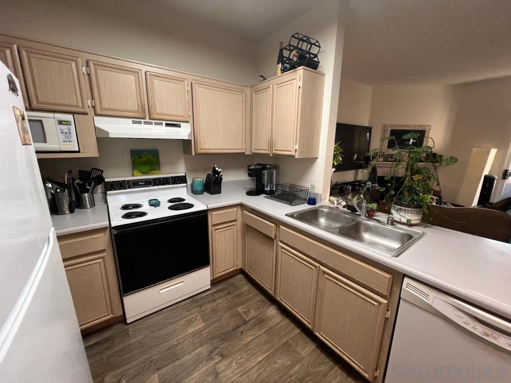 260015535SD Property Photo 9