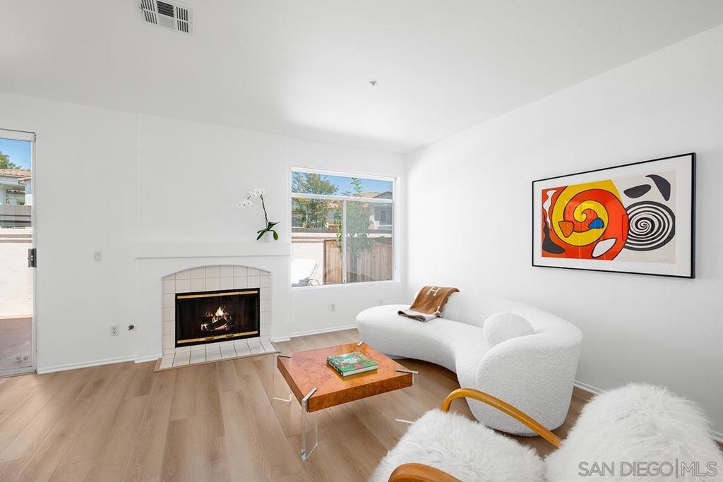 11382 Via Rancho San Diego D Property Photo 5