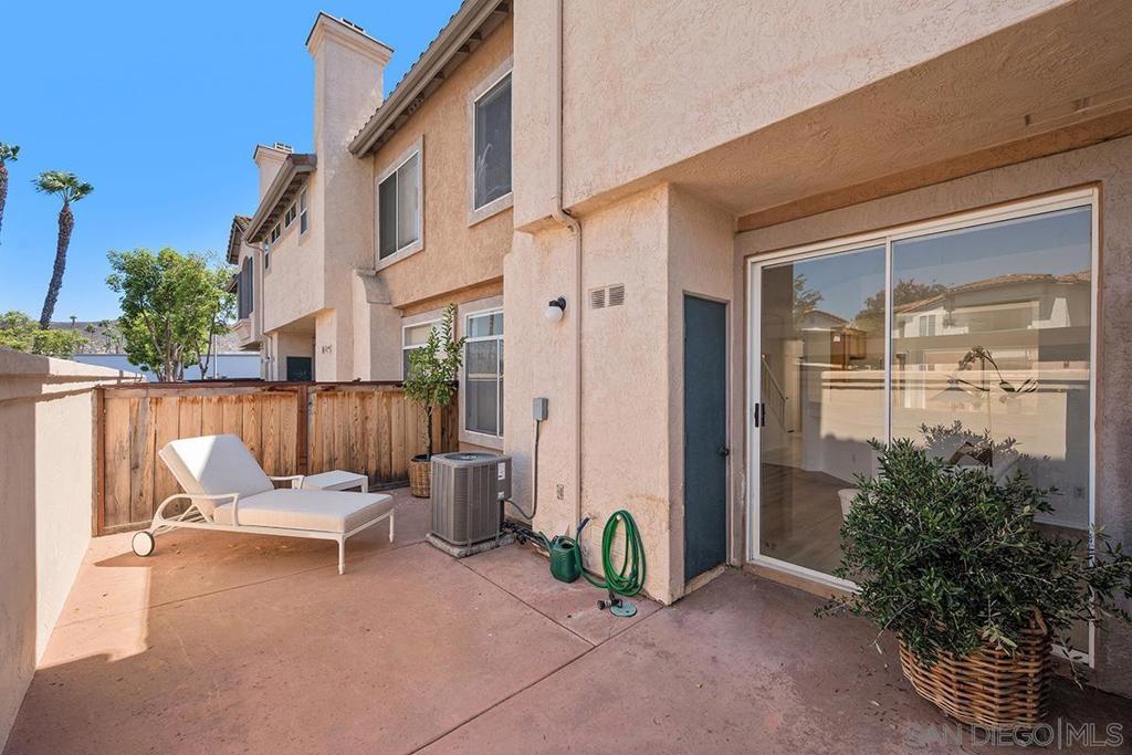 11382 Via Rancho San Diego D Property Photo 27
