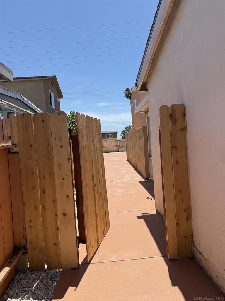 4373 Conrad Property Photo 2