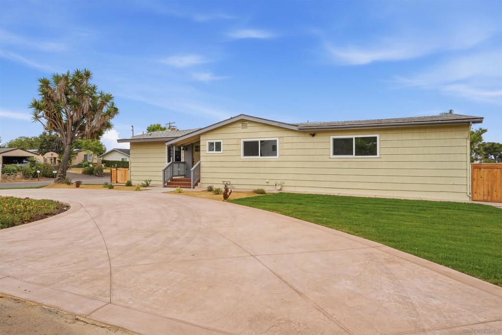 3448 Willow Property Photo 3