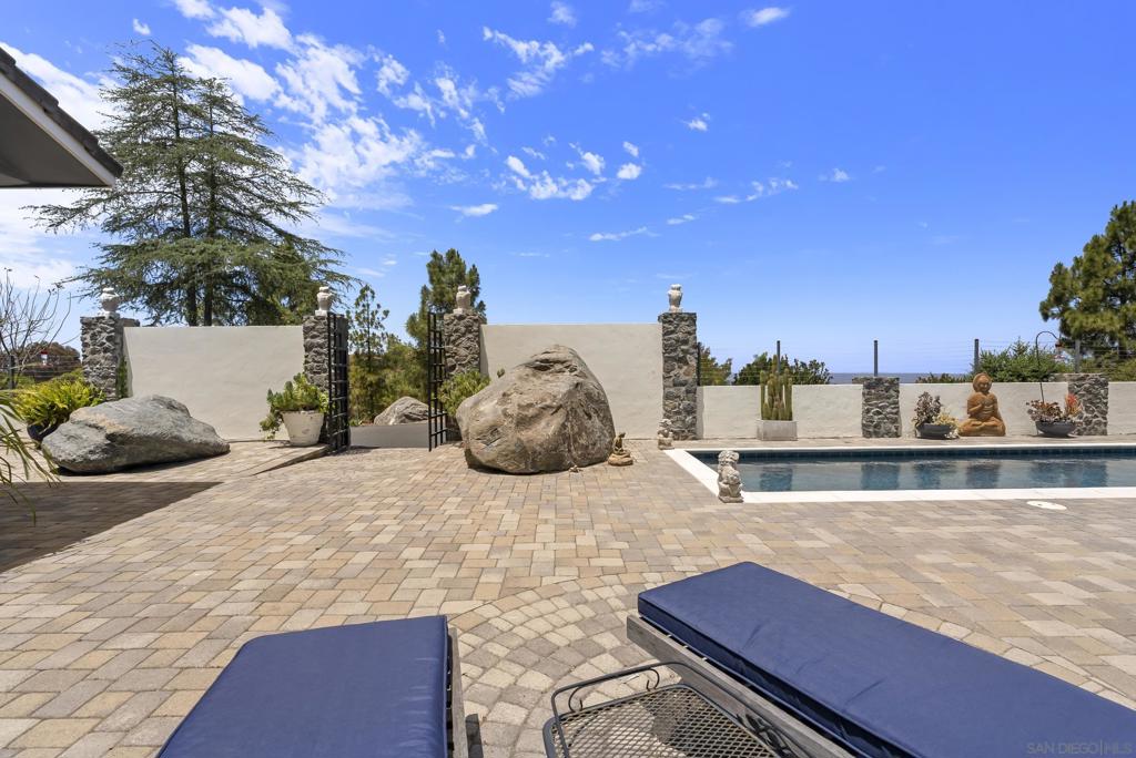28455 Meadow Mesa Property Photo 9
