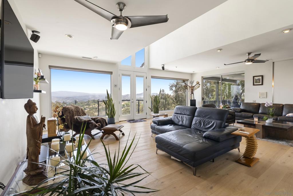 28455 Meadow Mesa Property Photo 18
