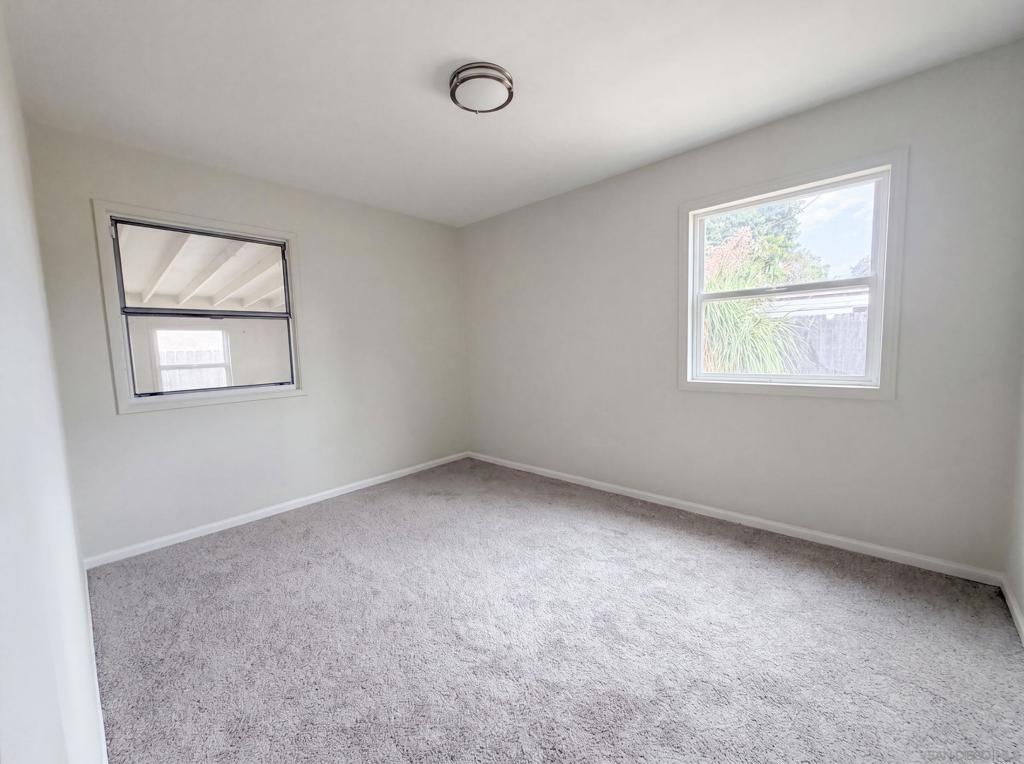625 Woodlawn Property Photo 4