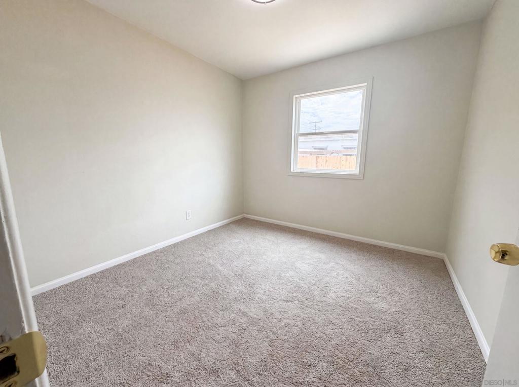 625 Woodlawn Property Photo 13