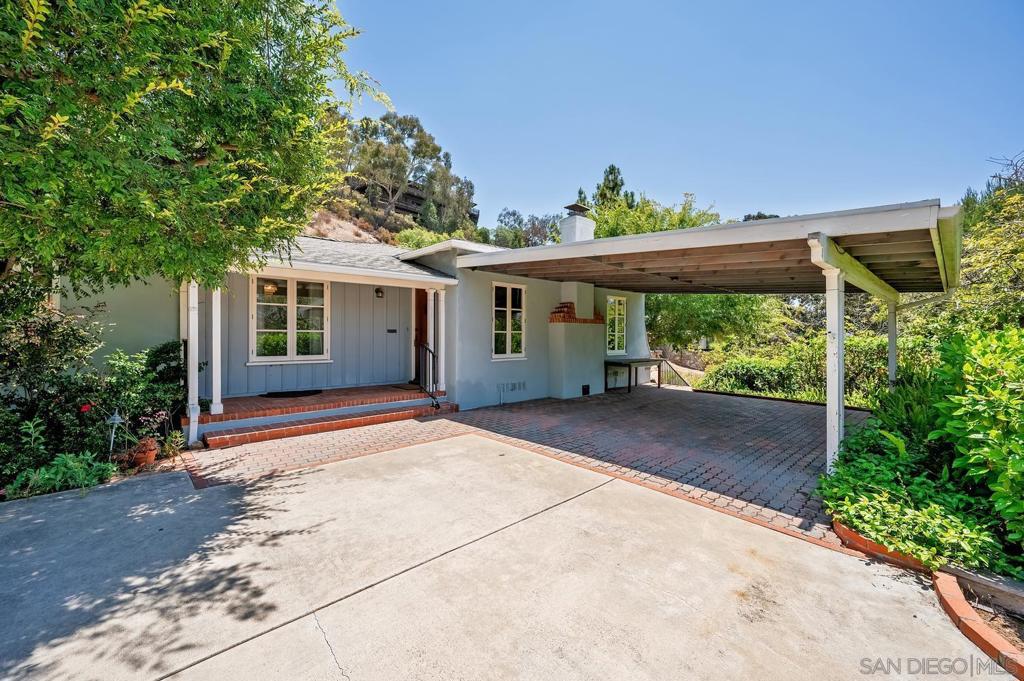 4307 Vista Way Property Photo 2