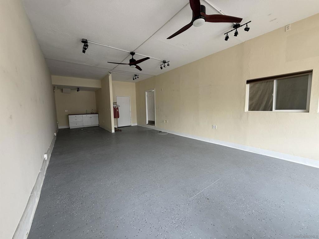 2886 Mission Blvd Property Photo 13
