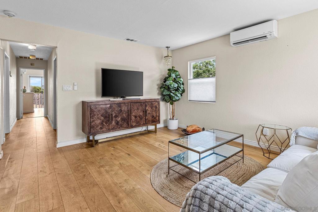 425 8th Street Property Photo 8