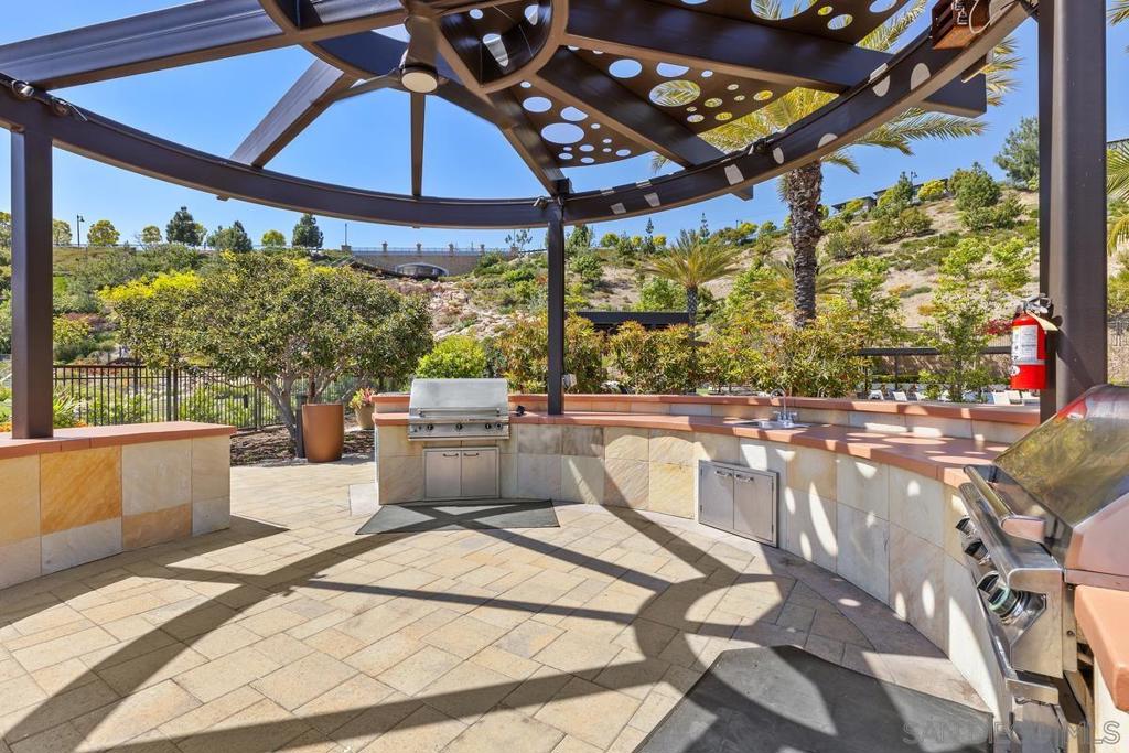 2856 Avella Circle Property Photo 35
