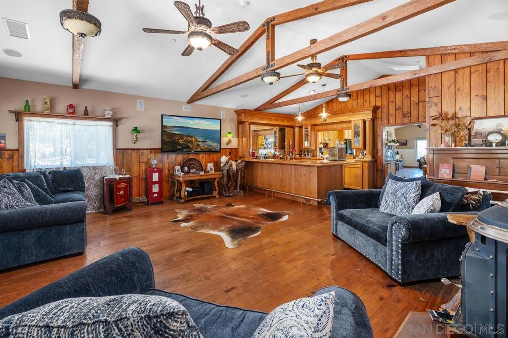 23895 Ladrido Property Photo 7
