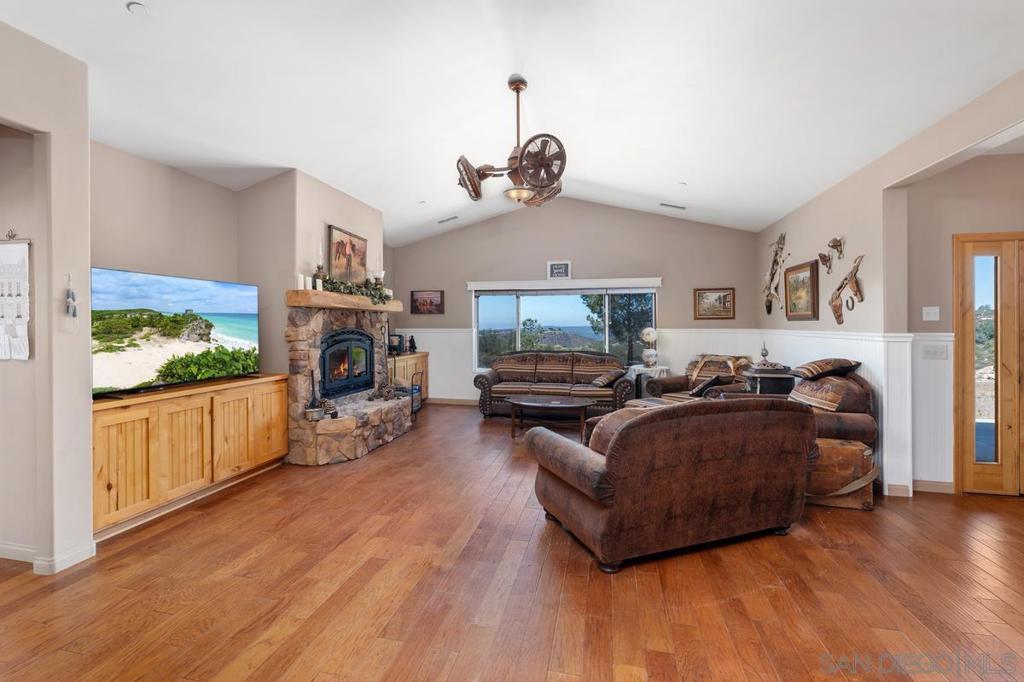 23895 Ladrido Property Photo 13