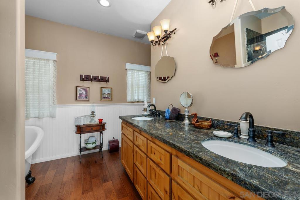 23895 Ladrido Property Photo 26