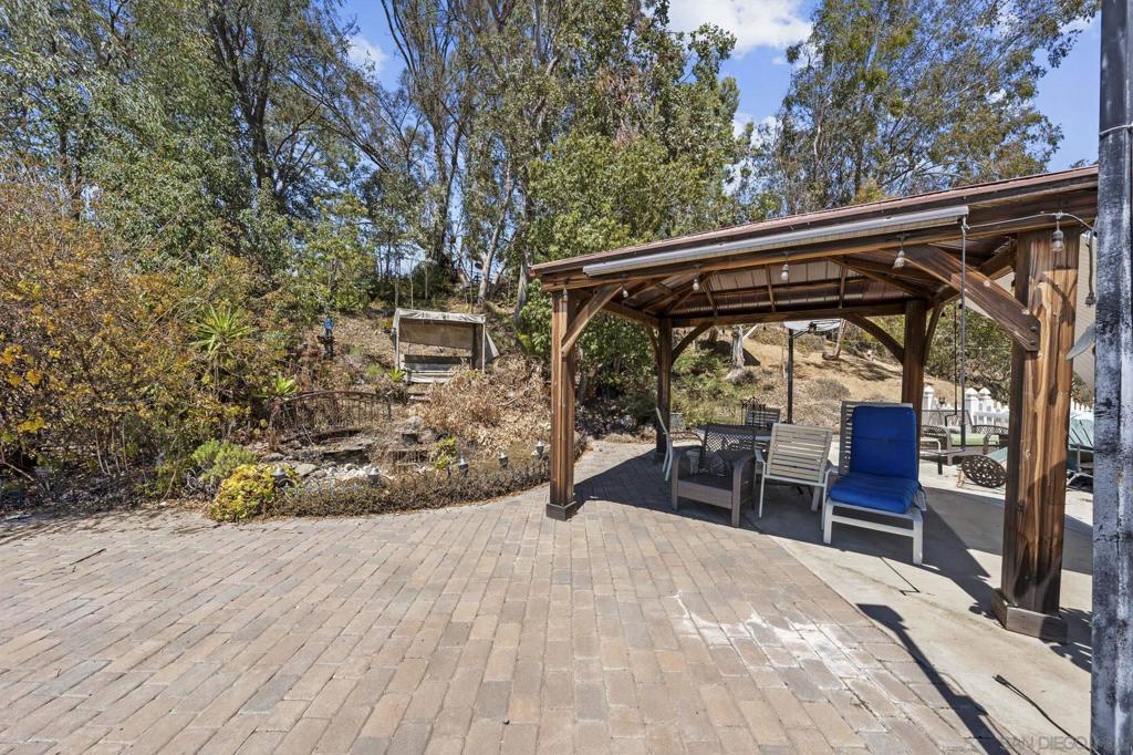 12280 Wildflower Property Photo 18
