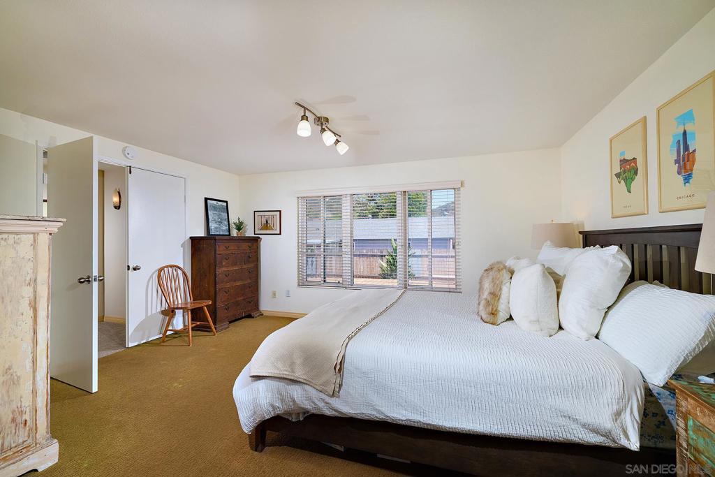 15019 Amso Street Property Photo 12
