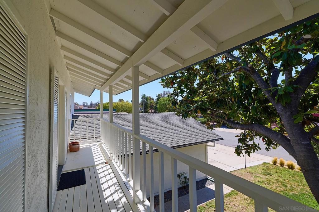 15019 Amso Street Property Photo 18