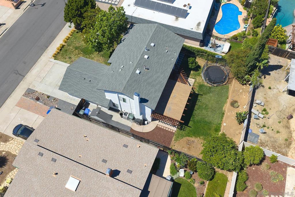 15019 Amso Street Property Photo 28