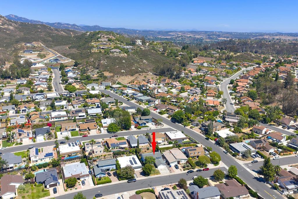 15019 Amso Street Property Photo 33