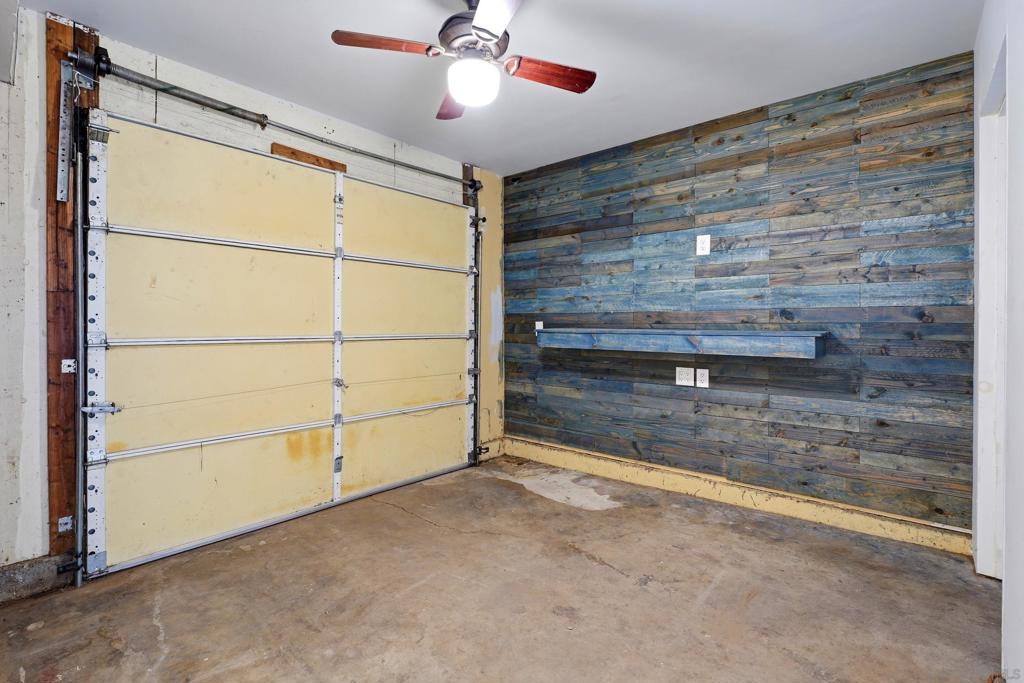 8947 49 Lamar St Property Photo 22