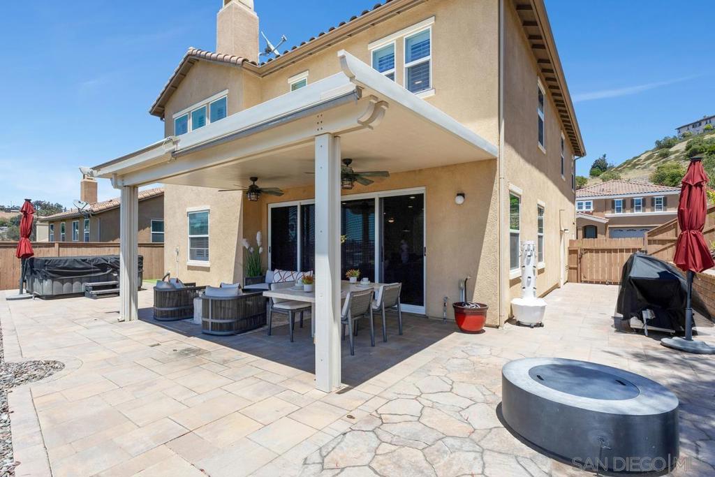 1748 Avenida Regina Property Photo 18