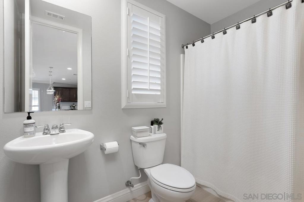 1748 Avenida Regina Property Photo 23