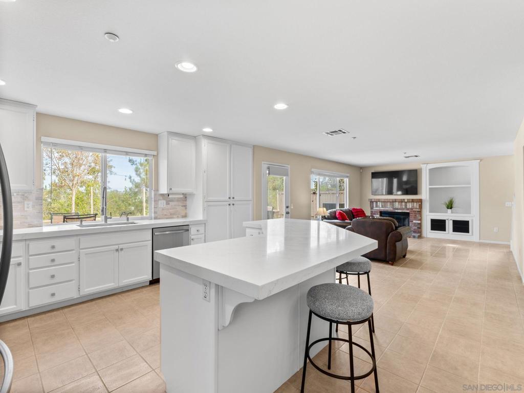 1645 Magnolia Cir. Property Photo 8