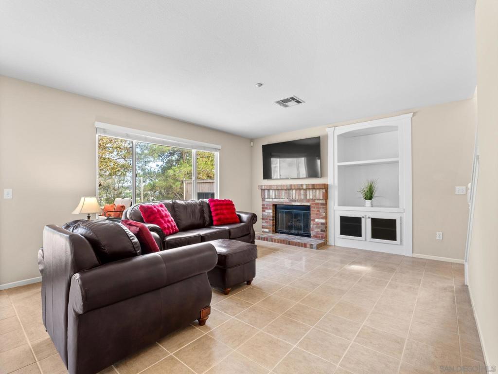 1645 Magnolia Cir. Property Photo 12