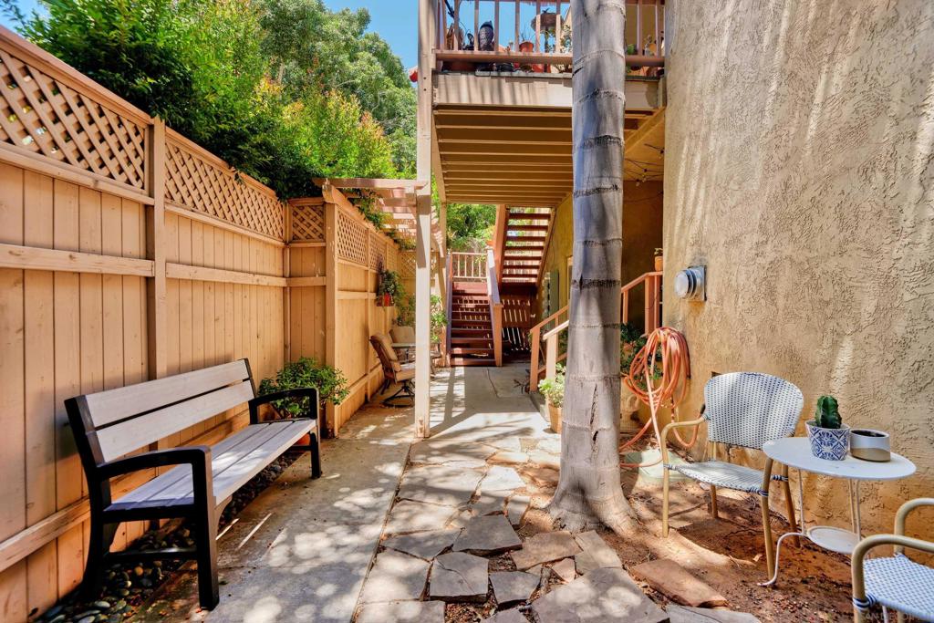 2442 46 F St Property Photo 18