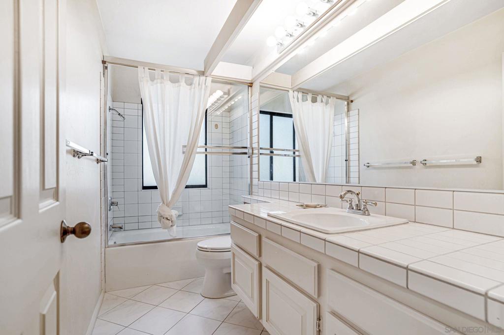 6359 Via Cabrera Property Photo 22
