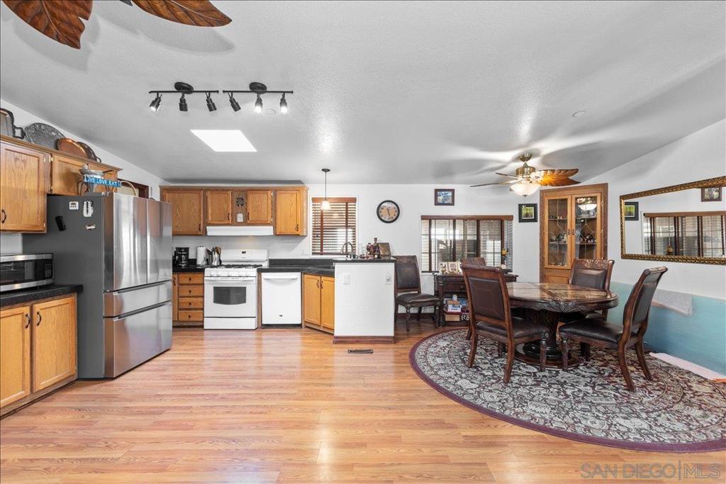 2285 Tierra Heights Rd Property Photo 10